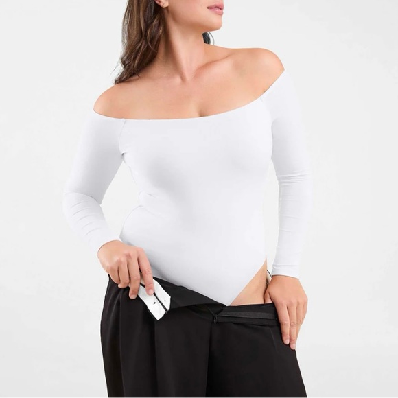 Nuuds | Off the Shoulder (White) Bodysuit sz XL - Picture 1 of 5